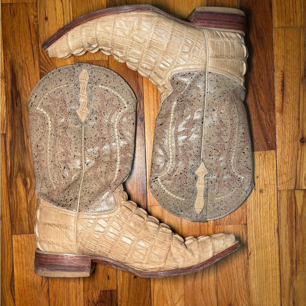 Tan Alligator Cowboy Boots